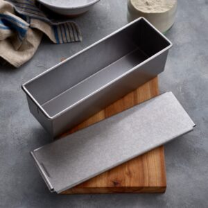 Chicago Metallic Pullman Bread Pan, 10cm x 33cm, 1.13kg